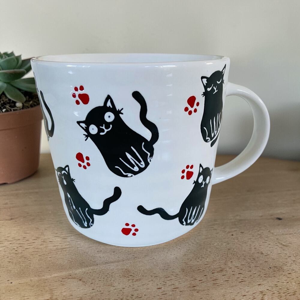 NEW Hand Painted Black Cat Red Paws Love Cats Coffee Tea 16oz White Mug